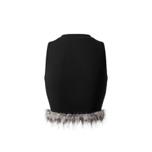 Lade das Bild in den Galerie-Viewer, WOMEN - Freya - Faux fur - Tanktop
