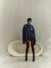 Lade das Bild in den Galerie-Viewer, UNISEX - Dart - Knit Sweater
