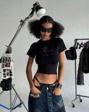 Lade das Bild in den Galerie-Viewer, WOMEN - Yue - Baby tee
